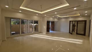 Fully Renovated Seaview Apartment Ground Floor GF-2 Available For Sale