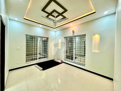 Abubaker Block 7 Marla Corner Ultra Luxury Designer House For Sale Close to Masjid Commercial Park