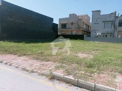 Bahria Town Rawalpindi Phase 8 Rose Garden 5 Marla Plot For Sale With Extra Land Sun Face Solid Land Heighted Location Direct Owner Deal