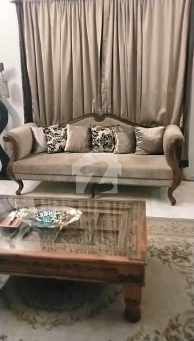 10 Marla 3 Bedrooms Flat For Sale In Askari 11 Lahore