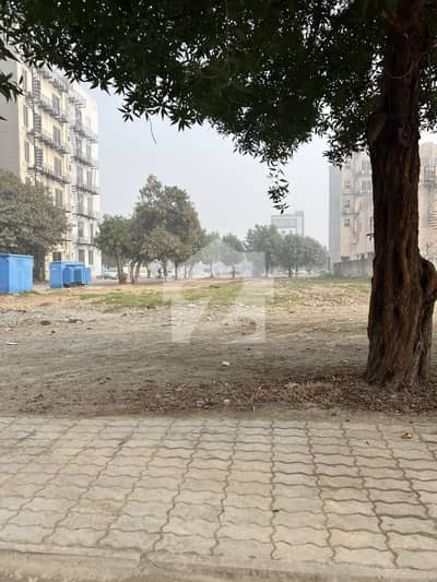 5 Marla Commercial Plot At Fashion Avenue