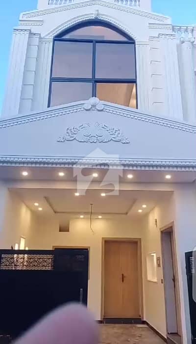 صنوبر سٹی اڈیالہ روڈ,راولپنڈی میں 3 کمروں کا 3 مرلہ مکان 1.3 کروڑ میں برائے فروخت۔