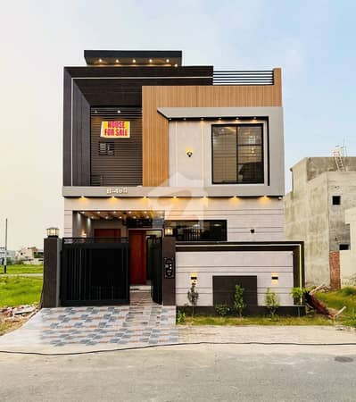 Prime Location 5 Marla House In DHA Defence For sale At Good Location