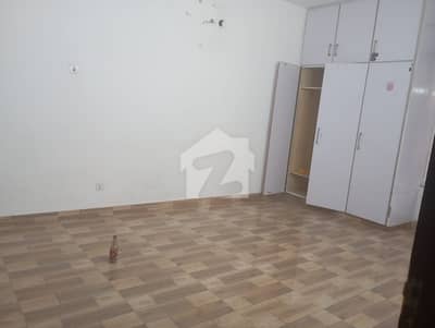 1 Kanal Upper Portion Is Available For Rent In Dha Phase 3 Near McDonalds Y Block