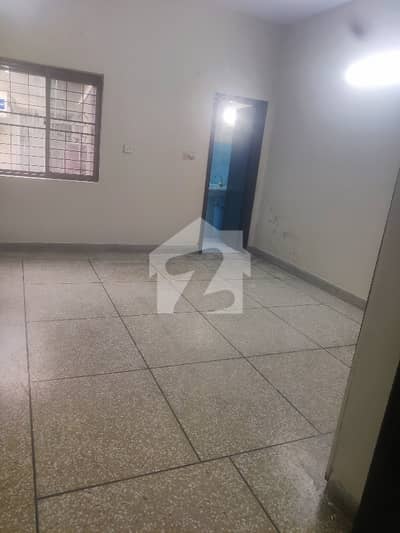 10 Marla Lower Portion Available For Rent In Model Town Extension
