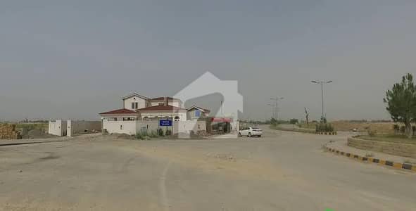 بحریہ انکلیو - سیکٹر سی 1 بحریہ انکلیو,بحریہ ٹاؤن,اسلام آباد میں 2 کنال رہائشی پلاٹ 5.95 کروڑ میں برائے فروخت۔