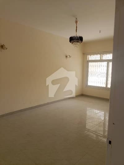 Buy A Lower Portion Of 240 Square Yards In Gulshan-e-Iqbal - Block 13/D-1