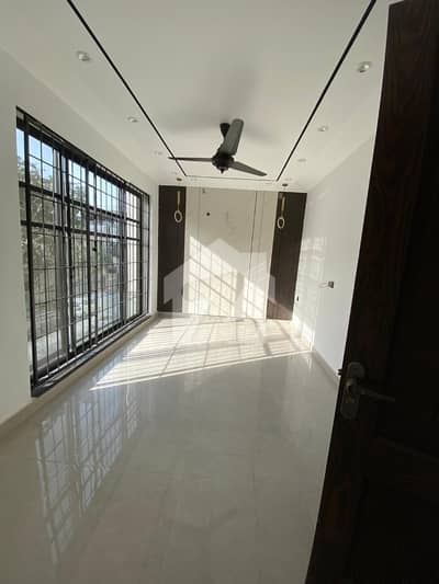 UNITED ESTATE AND BUILDERS 139C COMMERCIAL FROM ETHAD TOWN UNITED ESTATE AND BUILDERS 139C COMMERCIAL FROM ETHAD TOWN
