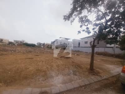 PHASE 8 E GATE ENTRY ZONE A OFF KHAYABAN-E-QASIM PHASE 8 MOST PRIME VICINITY CLOSE TO PARK MOSQUE MARKET 666 + 666 + 666 + YARD TRIPLET PLOT FOR SALE
