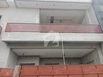 آئی ای پی انجنیئرز ٹاؤن ۔ بلاک ایف 3 آئی ای پی انجنیئرز ٹاؤن ۔ سیکٹر اے,آئی ای پی انجینئرز ٹاؤن,لاہور میں 5 کمروں کا 10 مرلہ مکان 3.5 کروڑ میں برائے فروخت۔