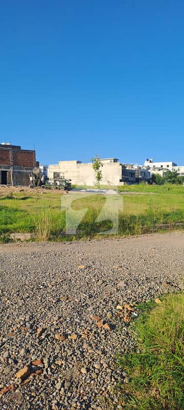 Highly-Desirable 5 Kanal Plot Available In Gulberg Greens Block A Highly-Desirable 5 Kanal Plot Available In Gulberg Greens Block A