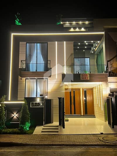 BRAND NEW MODERN 5 MARLA HOUSE FOR SALE