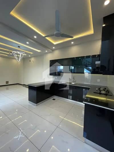CAPITAL SOCIETY 240 SQY BRAND NEW HOUSE FOR SALE CAPITAL SOCIETY 240 SQY BRAND NEW HOUSE FOR SALE