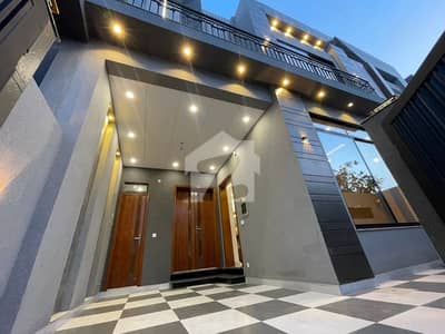 Your Dream Brand New 5 Marla House Is Available In Royal Orchard