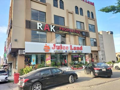 ڈی ایچ اے ڈیفینس فیز 2 ڈی ایچ اے ڈیفینس,اسلام آباد میں 8 مرلہ کمرشل پلاٹ 8.5 کروڑ میں برائے فروخت۔