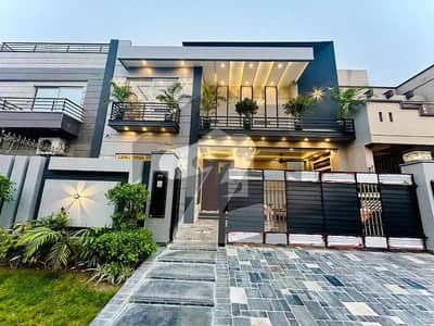 10 Marla Beautiful Bungalow In Formanites Housing Near Dha Phase 5