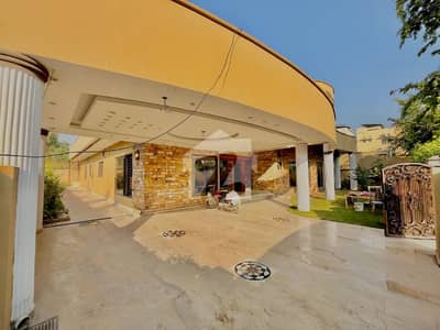 Bahria Town Phase 7 Corner House available Bahria Town Phase 7 Corner House available
