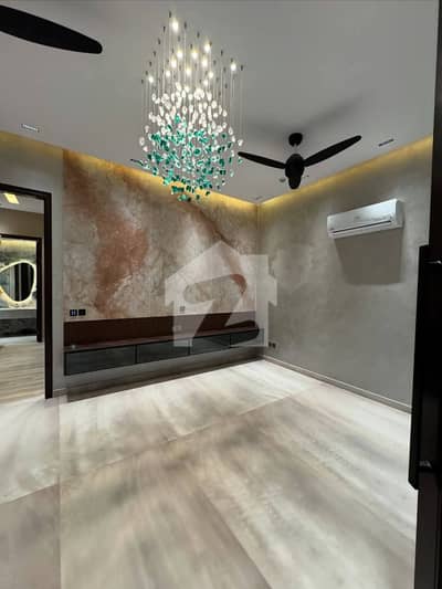 1 Kanal Like a Brand New Upper Portion For Rent in DHA Phase 8 - Separate Entrance