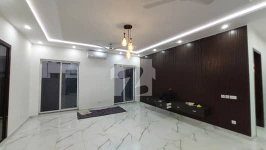 1 Kanal Upper Portion For Rent In DHA Phase 7 - Separate Entrance
