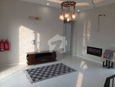 1 Kanal Full House For Rent In DHA Phase 8 Ex Park View - Near To Park And Commercial Area