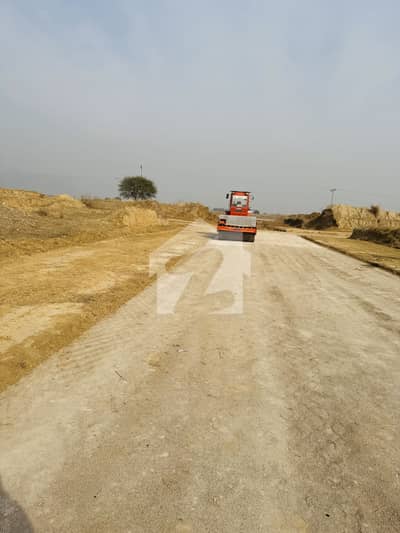 25x40 Top Location Plot Available For Sale In E-12