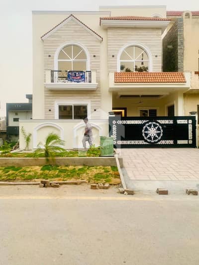 30x60 Full House Available For Rent In D-12 30x60 Full House Available For Rent In D-12
