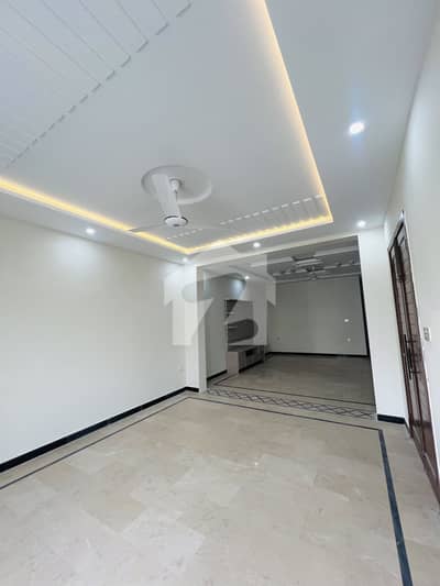 10 Marla Besment For Rent Near To Markaz