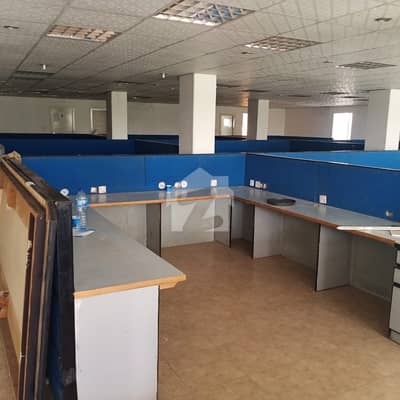 نیو بلیو ایریا اسلام آباد میں 4 کنال Studio عمارت 70.0 ارب میں برائے فروخت۔