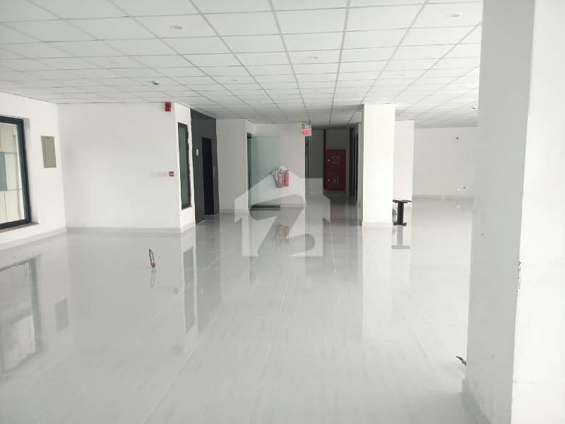 A Office Of 5000 Square Feet In G-9 A Office Of 5000 Square Feet In G-9