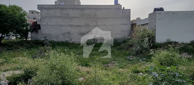 10 Marla Plot for Sale Hot Location in LDA Avenue 1 | Best Investment Opportunity