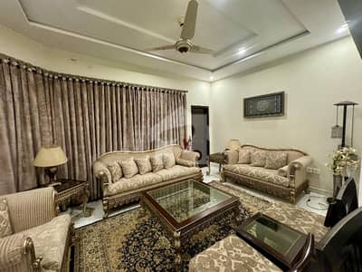 8 Marla New House Available For Sale