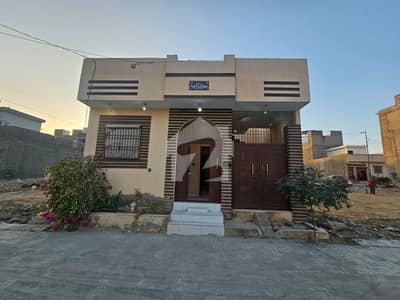 PRIME LOCATION 80 SQUARE YARDS SINGLE HOUSE GOLD BLOCK NORTH TOWN RESIDENCY