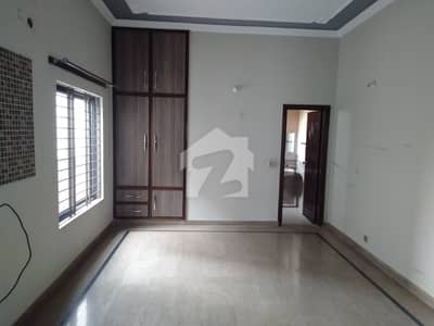 8 Marla Park Facing Separate Ground Portion For Rent Wapda Town Phase 2