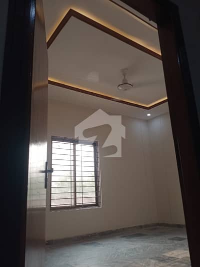 PHA FULLY RENVEIT APARTMENT GROUND FLOOR SUIGAS ELECTRIC AVAILABLE FOR BANK LONE