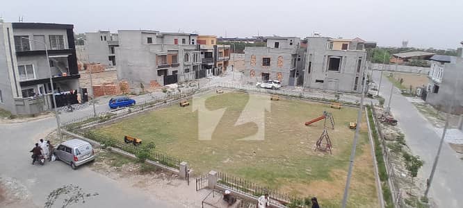 This Is Your Chance To Buy On Excellent Location Residential Plot In Park View City - Overseas Block Lahore