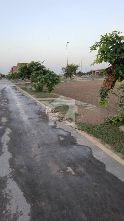 5 Marla Residential Plot For Sale In Overseas Block Prime Location