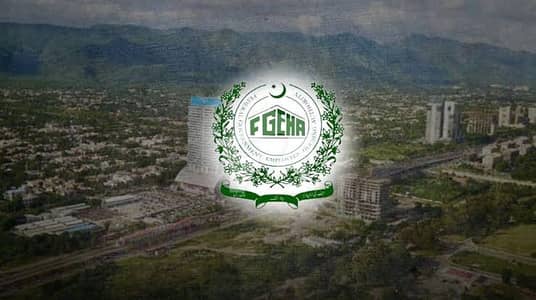 40/80 plot available for sale in F 14 /4 corner +120 feet wide East Markaz road