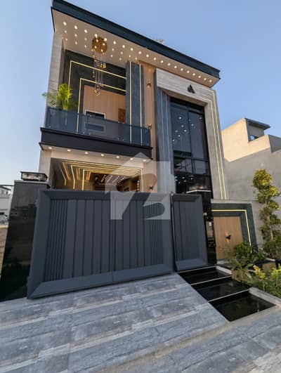 5 Marla Brand New House For Sale In Executive Block Park View City, Lahore 5 Marla Brand New House For Sale In Executive Block Park View City, Lahore