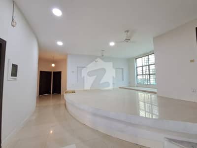 Exclusive 1 Kanal Ground Floor Portion with Separate Entrance E-11/3, Islamabad