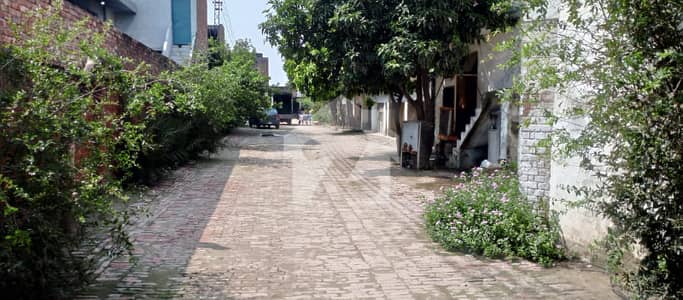 گجّومتہ لاہور میں 7 کنال فیکٹری 6.0 لاکھ میں کرایہ پر دستیاب ہے۔