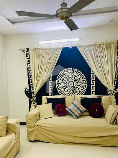 FURNISHED 5 MARLA VILLA AVAILABLE FOR RENT