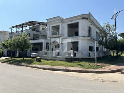 بحریہ انکلیو - سیکٹر اے بحریہ انکلیو,بحریہ ٹاؤن,اسلام آباد میں 5 کمروں کا 1 کنال مکان 6.6 کروڑ میں برائے فروخت۔