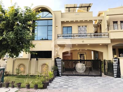 بحریہ انکلیو - سیکٹر اے بحریہ انکلیو,بحریہ ٹاؤن,اسلام آباد میں 5 کمروں کا 10 مرلہ مکان 5.5 کروڑ میں برائے فروخت۔ بحریہ انکلیو - سیکٹر اے بحریہ انکلیو,بحریہ ٹاؤن,اسلام آباد میں 5 کمروں کا 10 مرلہ مکان 5.5 کروڑ میں برائے فروخت۔