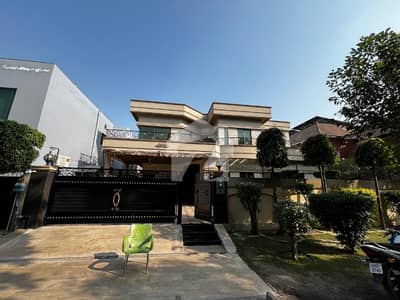 1 Kanal Fully Renovated Luxury House | 5 Bedroom Modern Home | Prime Location 1 Kanal Fully Renovated Luxury House | 5 Bedroom Modern Home | Prime Location