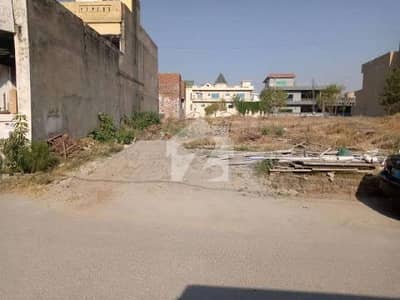 5 Marla Plot Available For Sale In Khayban E Tanveer Near Scheme 3