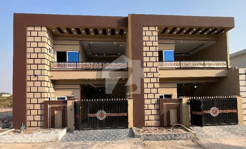 BRAND NEW 1.5 STORY HOUSE FOR SALE SNOBER CITY BRAND NEW 1.5 STORY HOUSE FOR SALE SNOBER CITY