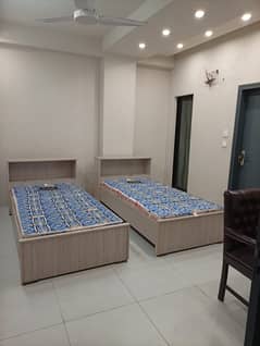 خیابانِ امین ۔ بلاک اے خیابانِ امین,لاہور میں 1 مرلہ کمرہ 25.0 ہزار میں کرایہ پر دستیاب ہے۔