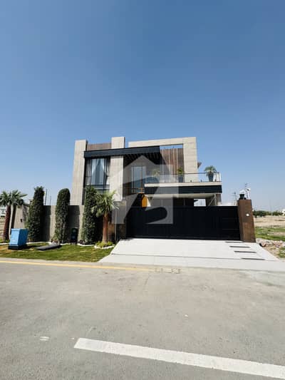 1 Kanal Ultra Modern & Main Boulevard House for Sale in Sector M | DHA Multan