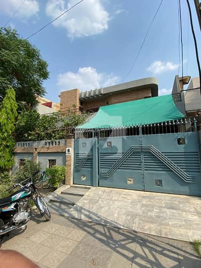 پنجاب سمال انڈسٹریز کالونی لاہور میں 5 کمروں کا 14 مرلہ مکان 4.25 کروڑ میں برائے فروخت۔