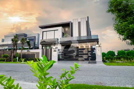 1 Kanal Top Quality Build Luxurious Beautiful Modern Design Villa With Basement For Sale In DHA Lahore Phase 7 Prime Location